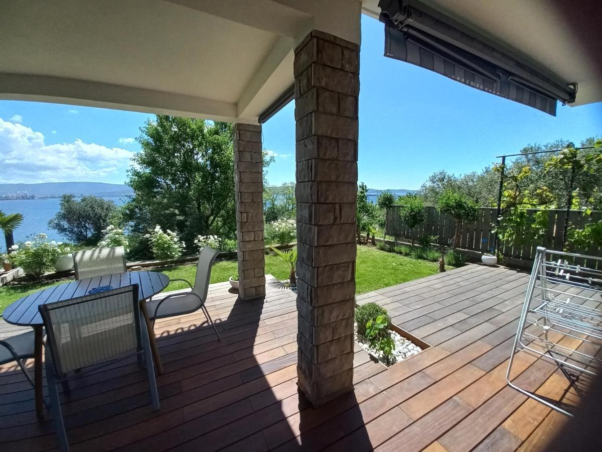 Sea View Apartments Debeli Rtic Анкаран Екстериор снимка