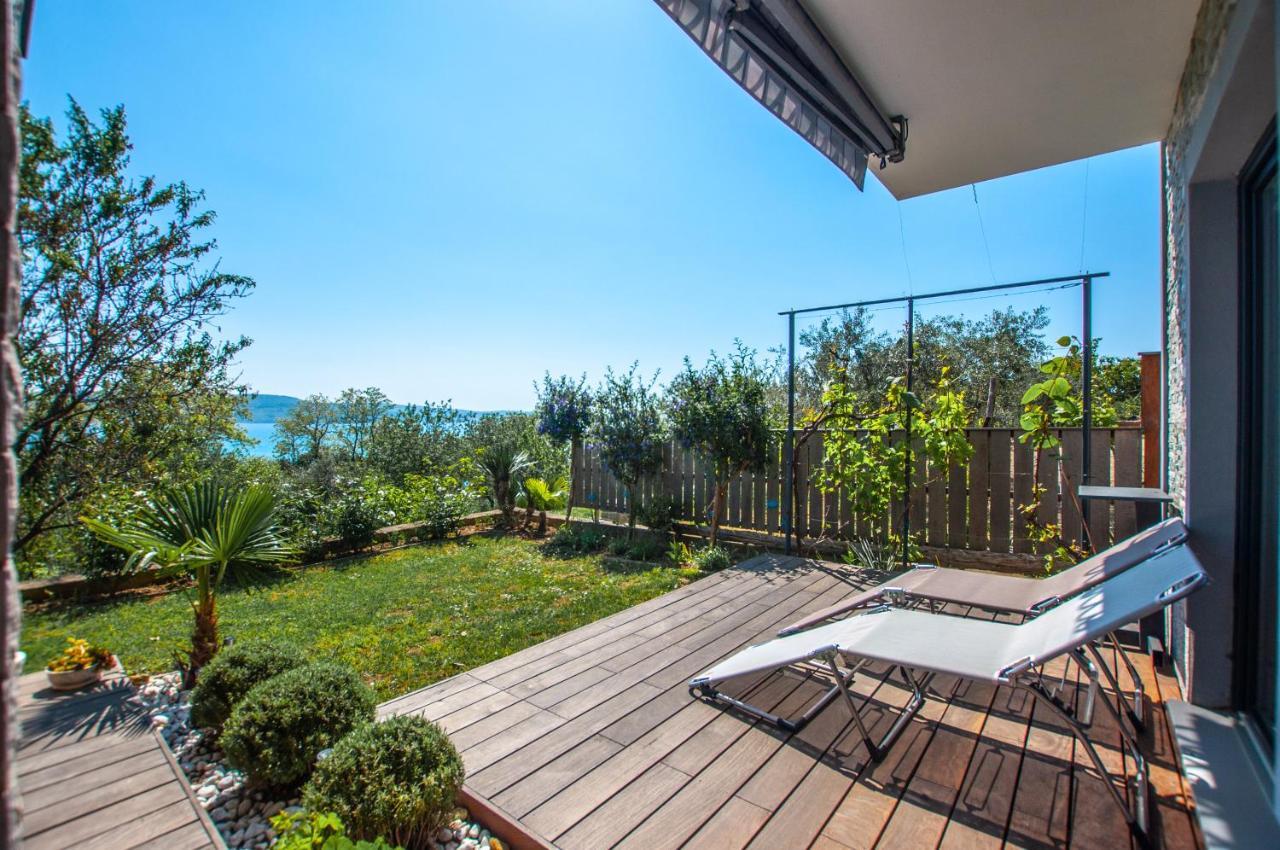 Sea View Apartments Debeli Rtic Анкаран Екстериор снимка