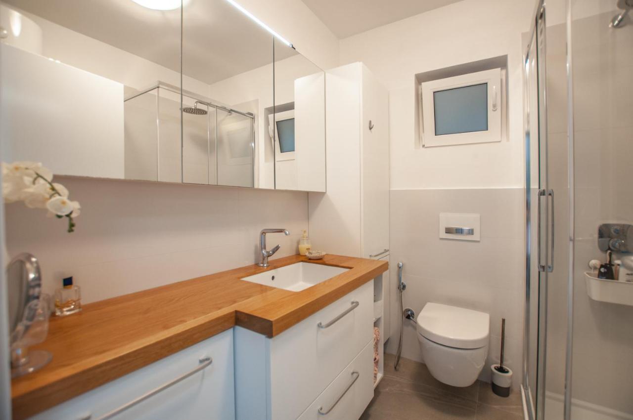 Sea View Apartments Debeli Rtic Анкаран Екстериор снимка