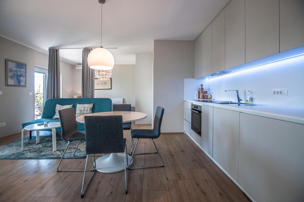 Sea View Apartments Debeli Rtic Анкаран Екстериор снимка